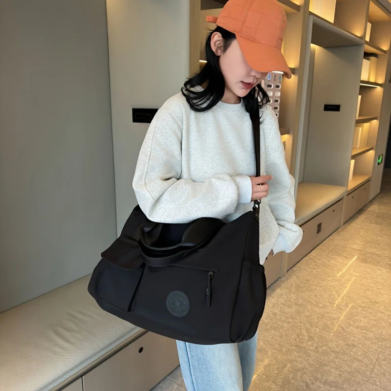 Large capacity travel handbag, lightweight luggage that can be carried around, shoulder strap fitness bag