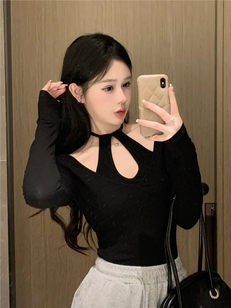 Sexy Spicy Girl Hollow out Long Sve Ne Hanging T-irt Women's Slimming Base irt Trendy Top Korean Sle round Ne