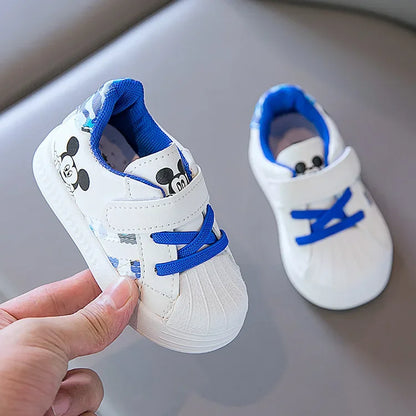 Children's White Shoes Spring and Autumn Kid's Sports Shoes Anti slip Lightweight Boys Board Shoes Soft Sole Baby Casual Shoes