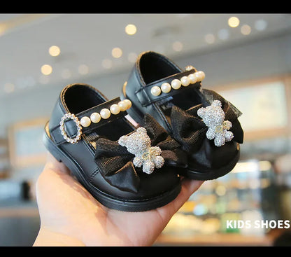Baby Girls Walking Shoes with Big Bow Bear Children Princess Shoes Soft Sole Round Toe 2026 New Fashion Kids Flat Shoes Non-slip