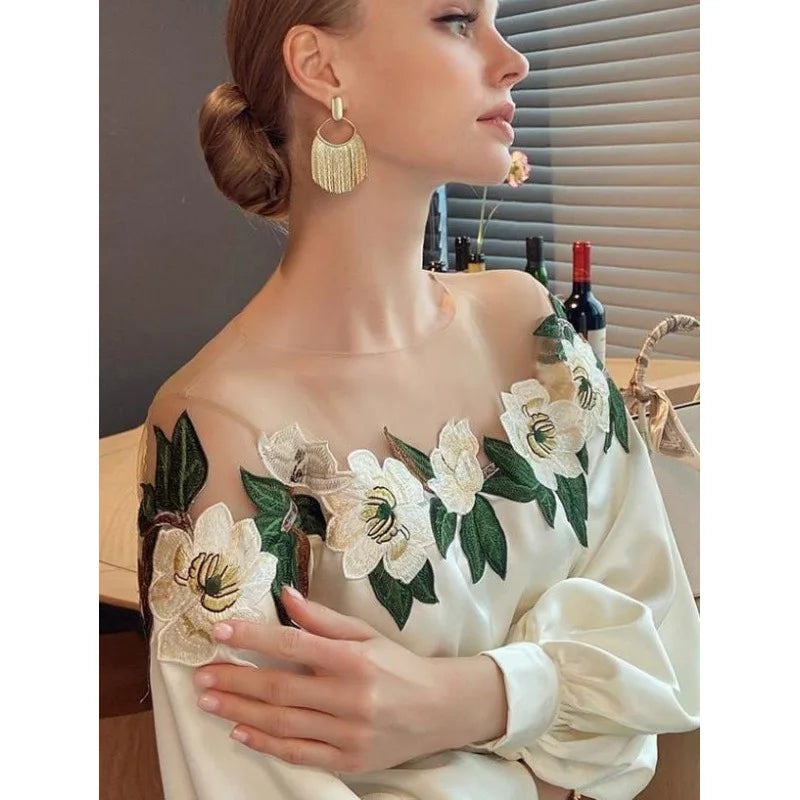 Embroidered Heavy Work Satin Patchwork irt Women's Sle Spring New Arrival Long Sve round Ne Fly Sve Lace Top