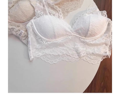 French Lace Lingerie Gathered No Steel Ring Bra Deep V Neck Sexy Wire Free Bras Underwear Tank Tops Padded Camisole Vest
