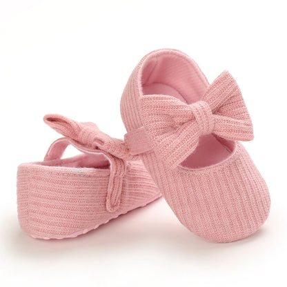 Fashionable Baby Girl Shoes Cute Classic Pink Theme Casual Flat Shoes Soft Sole Comfortable Lightweight Walking Shoes