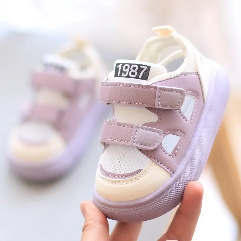 New Summer Breathable Mesh Shoes Children Sport Shoes Boys Girls Hollow Out Skate Cool Fashion Baby Children Sandals