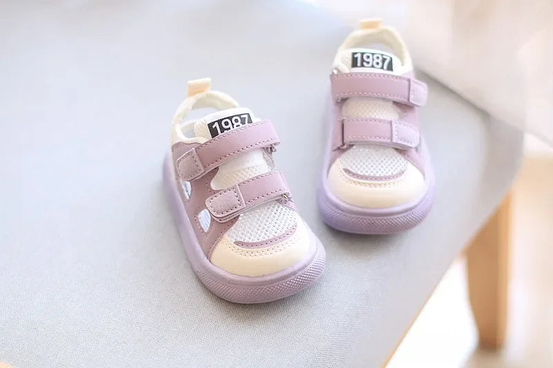 New Summer Breathable Mesh Shoes Children Sport Shoes Boys Girls Hollow Out Skate Cool Fashion Baby Children Sandals