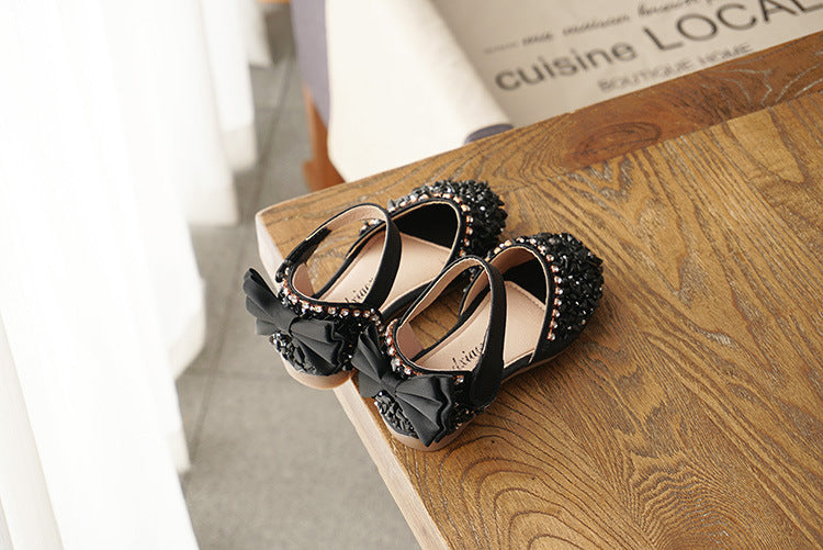 New Kids Leather Shoes Girls Wedding Shoes Children Princess Sandals Sequins Bow Girls Casual Dance Shoes Flat Sandals