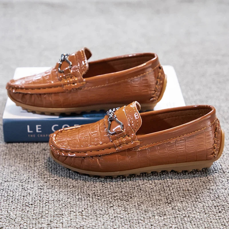 Boys Loafers Non-slip Children's Leather Shoes All-match Four Seasons Metal Buckle  Shiny Simple Kids Fashion Moccasin Shoes