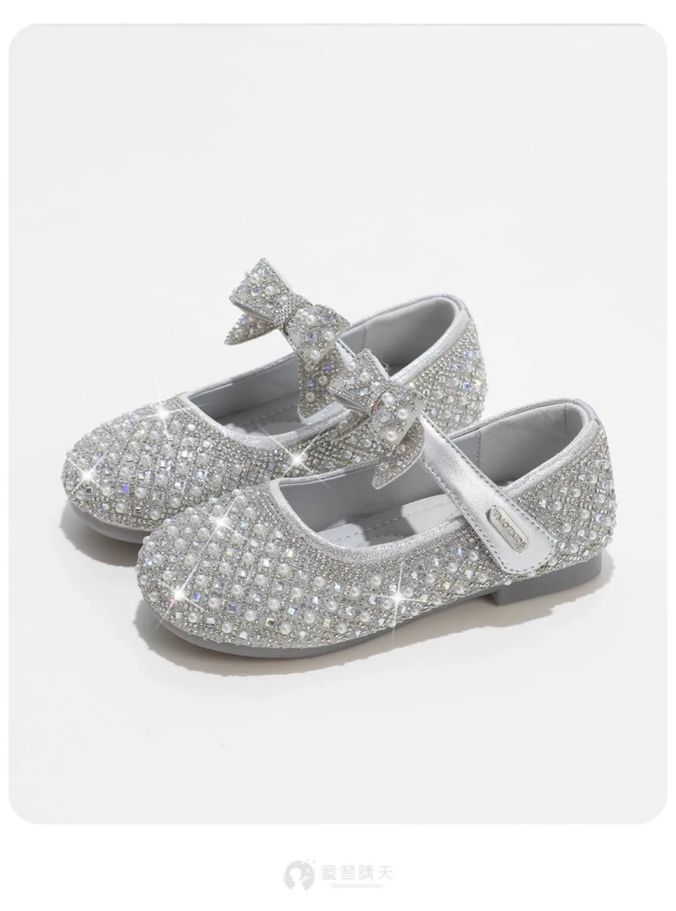Autumn New Girls Single Princess Shoes Pearl Shallow Children's 2025 Comfortable Flat Shoes Kid Baby Rhinestone Bowknot Shoes