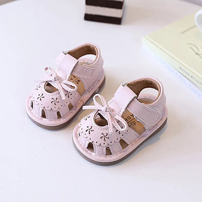Baby Sandals Hollowed-out Soft Sole Kids Beach Shoes Flexible Non-slip 2026 Summer New Toddler Walking Shoes T-strap Soft Sole