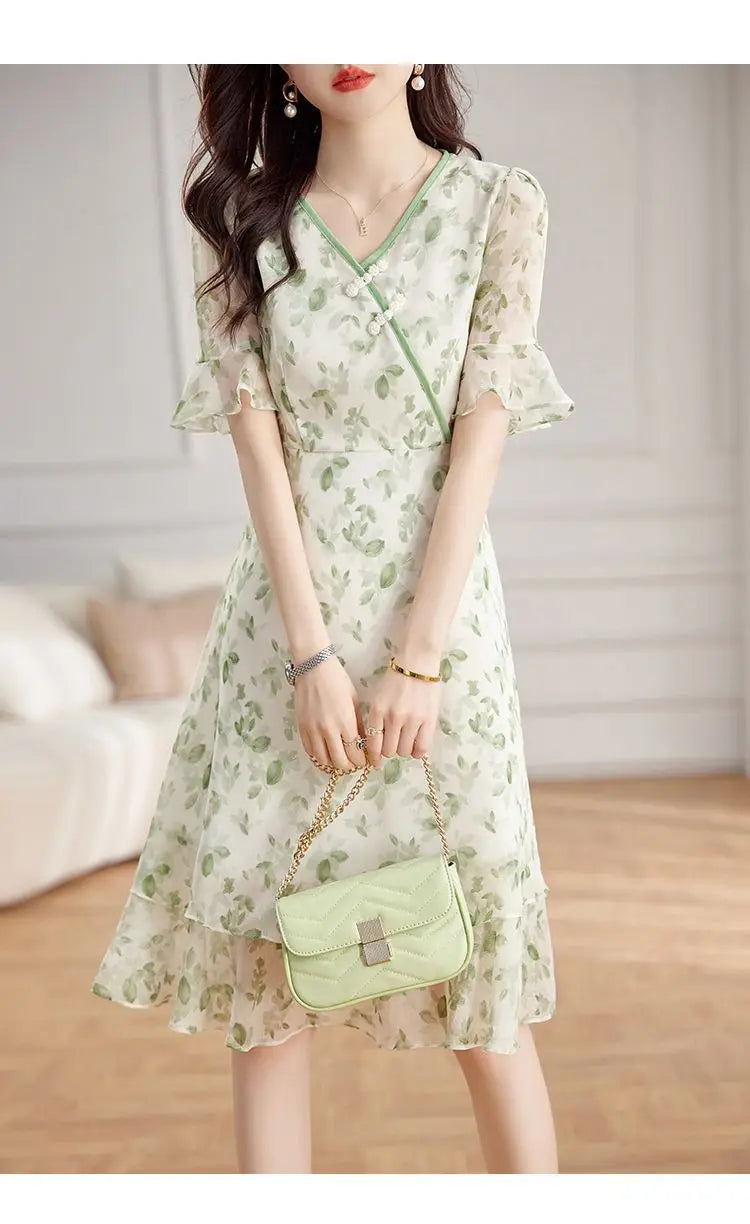 Women's Green Floral Print Chiffon Dress V Neck Ruffle Sleeve Double Layer Hem Casual Midi Dress