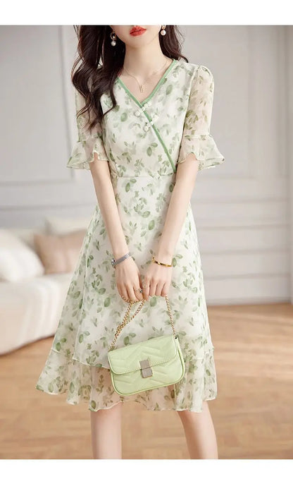 Women's Green Floral Print Chiffon Dress V Neck Ruffle Sleeve Double Layer Hem Casual Midi Dress