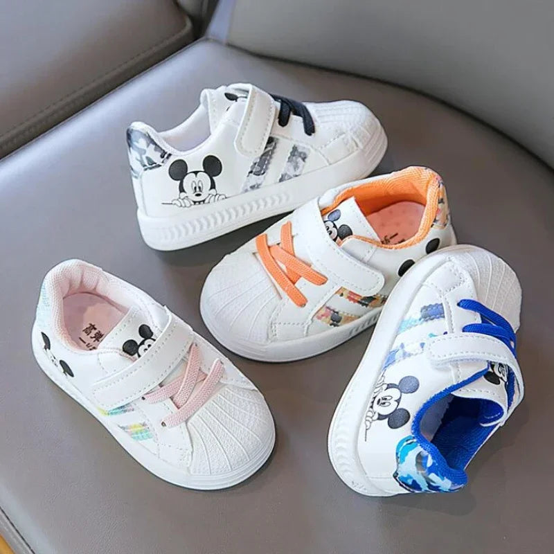 Children's White Shoes Spring and Autumn Kid's Sports Shoes Anti slip Lightweight Boys Board Shoes Soft Sole Baby Casual Shoes