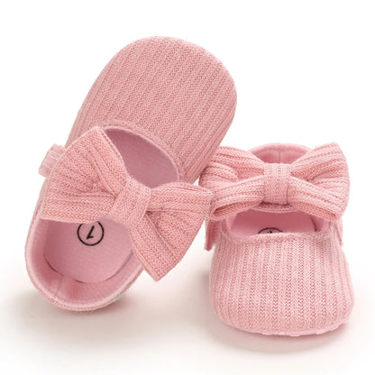 Fashionable Baby Girl Shoes Cute Classic Pink Theme Casual Flat Shoes Soft Sole Comfortable Lightweight Walking Shoes