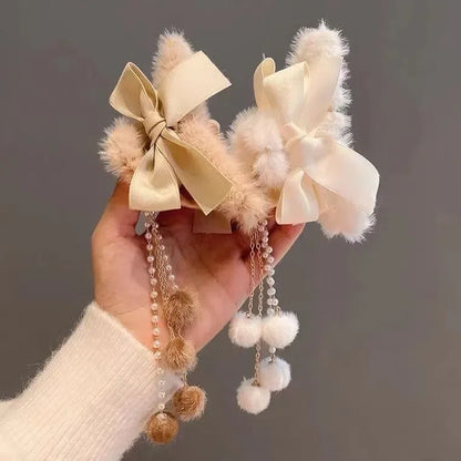 New Elegant Plush Hair Claw Plush Bow Tassel Temperament Girls Women Headdress Shark Clip Winter Accessories Hair Cute