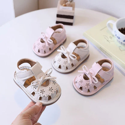 Baby Sandals Hollowed-out Soft Sole Kids Beach Shoes Flexible Non-slip 2026 Summer New Toddler Walking Shoes T-strap Soft Sole