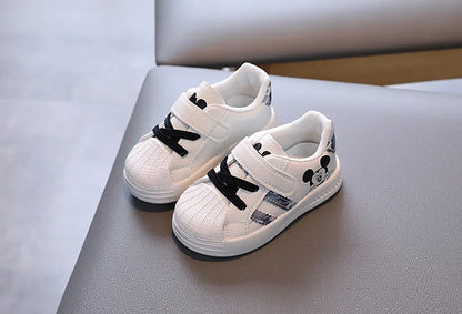 Spring And Autumn New Baby Walking Shoes Soft Soled Board Shoes Children's Sports Shoes Single Shoes Casual White Shoes