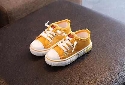 2025 New Children's Canvas Shoes Fashion Baby Board Shoes Girls' Breathable Single Shoes Boys' Casual Shoes   (Available)