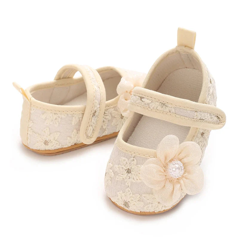 New Baby Shoes Lace Embroidered Shoes Exquisite Princess Shoes Anti Slip Soft Soled Women's Baby Walking Shoes