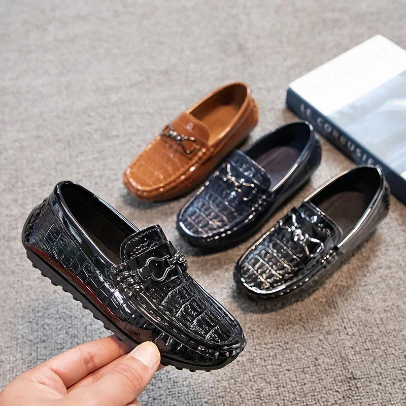 Boys Loafers Non-slip Children's Leather Shoes All-match Four Seasons Metal Buckle  Shiny Simple Kids Fashion Moccasin Shoes