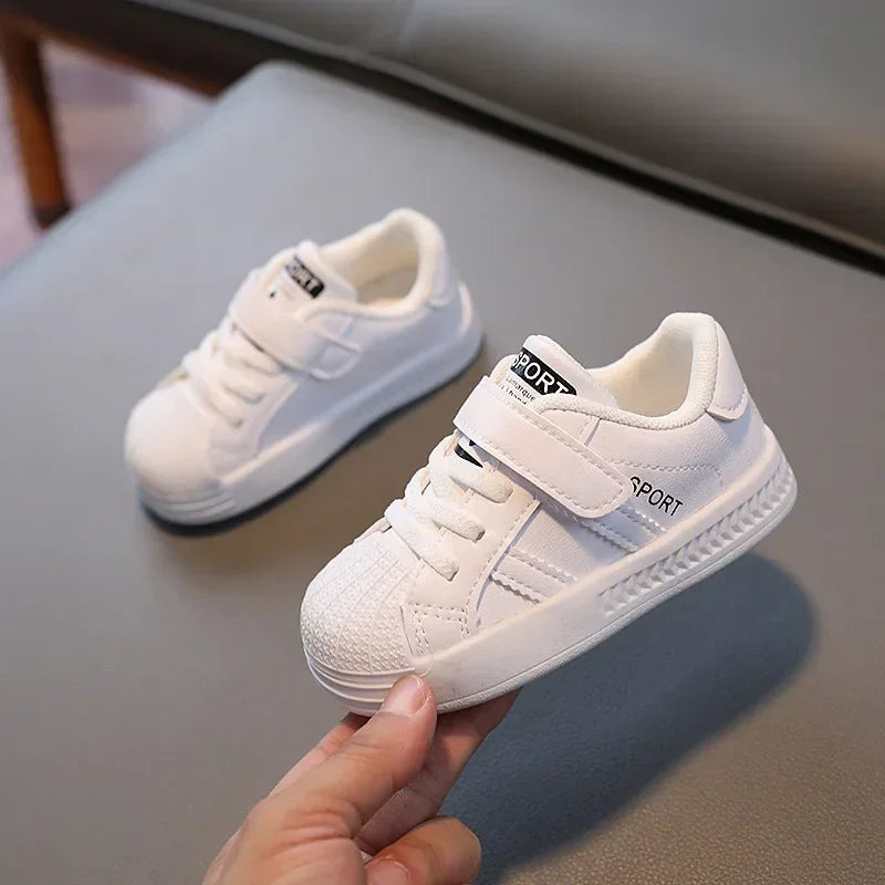 Kids Casual Shoes Sneakers Boys Sport Breathable Tennis Sneaker Baby Children Girls Shoes Spring Fashion White Flat Running Shoe (Available)