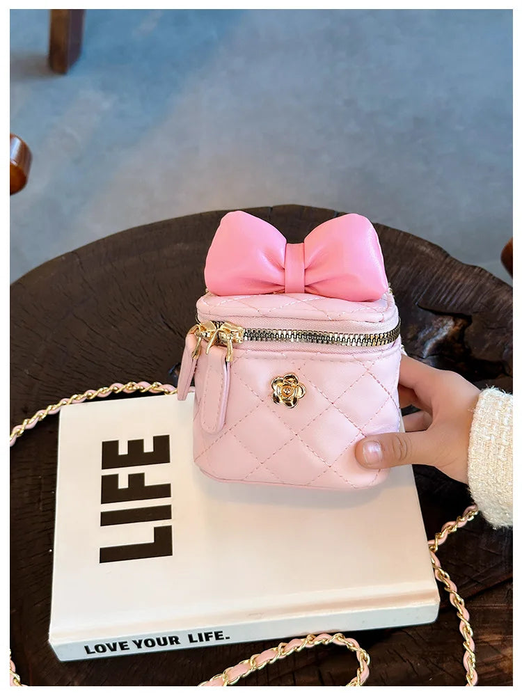 Children Bag New Girl Crossbody Bags Fashion Chain Bags Bow Shoulder Bags Versatile Girl Bag Sweet Princess Bag mochila infantil (Available)