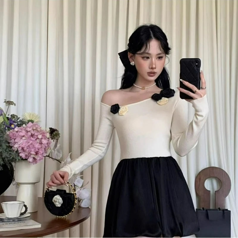 The 2026 Autumn A Niche Off-the-shoulder Knitted Base Layer for Women Paired Unique Sexy Off-the-shoulder One-shoulder Top From