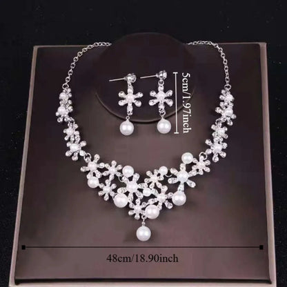 Elegant Rhinestone Jewelry Set Vintage Sparkling Flower Necklace Korean Style Alloy Pearl Necklace Ears Women Gifts
