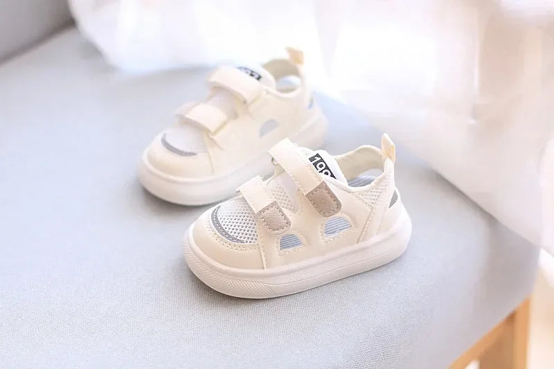 New Summer Breathable Mesh Shoes Children Sport Shoes Boys Girls Hollow Out Skate Cool Fashion Baby Children Sandals