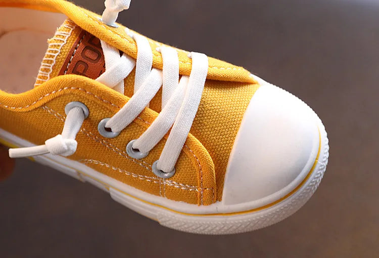 2025 New Children's Canvas Shoes Fashion Baby Board Shoes Girls' Breathable Single Shoes Boys' Casual Shoes   (Available)