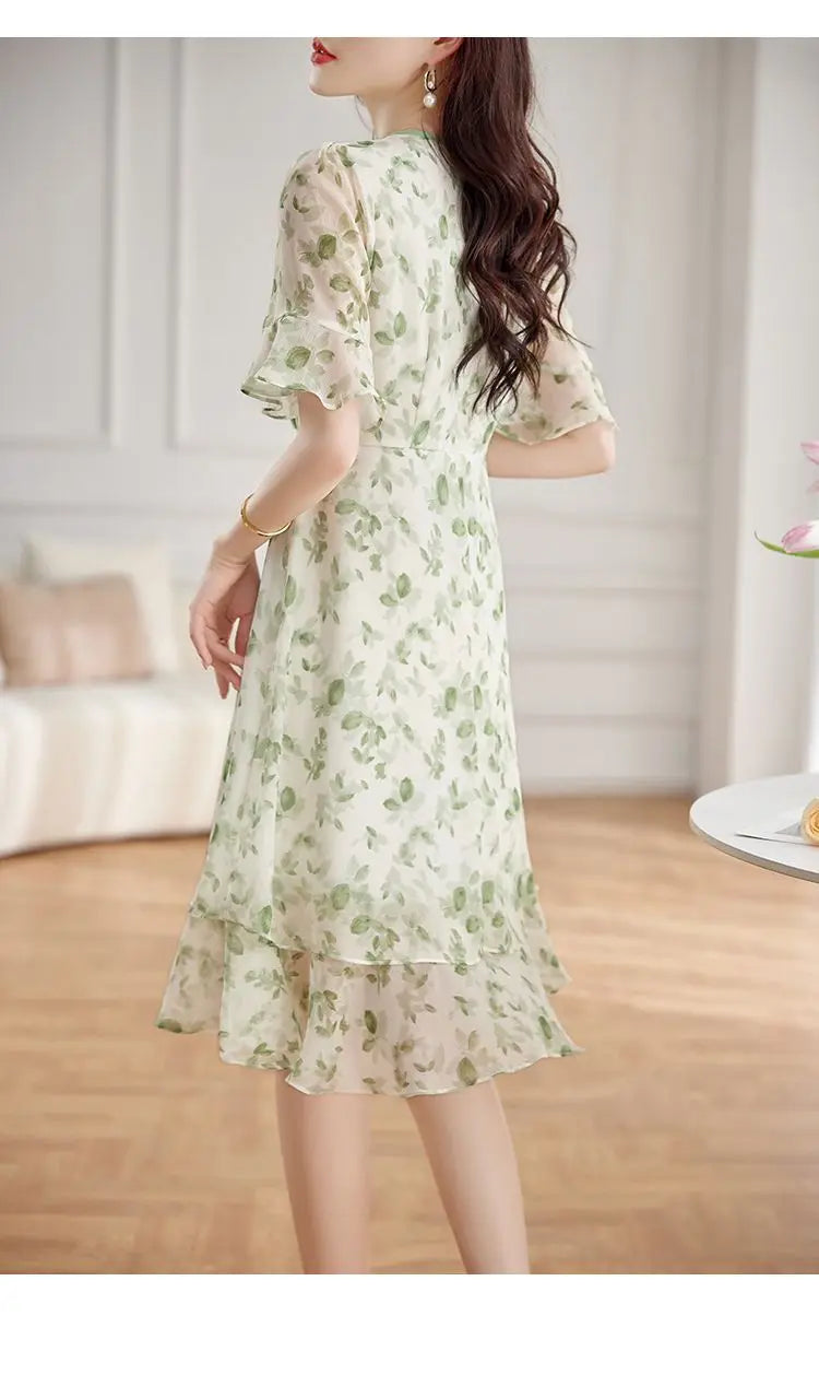 Women's Green Floral Print Chiffon Dress V Neck Ruffle Sleeve Double Layer Hem Casual Midi Dress