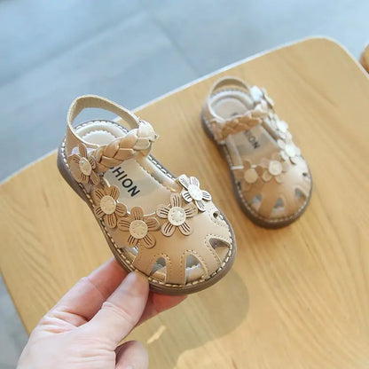 Summer Fashion Flower Kids Beach Sandals Round Toe Elegant Casual Hollow Flat Shoes Girls Princess Shoe Children Sandals Toddler
