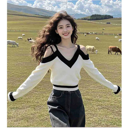 French Style Short Off Shoulder Knitted Base Sweater for Women Chic V-neck Contrasting Long Sleeved Top