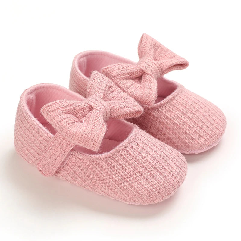 Fashionable Baby Girl Shoes Cute Classic Pink Theme Casual Flat Shoes Soft Sole Comfortable Lightweight Walking Shoes