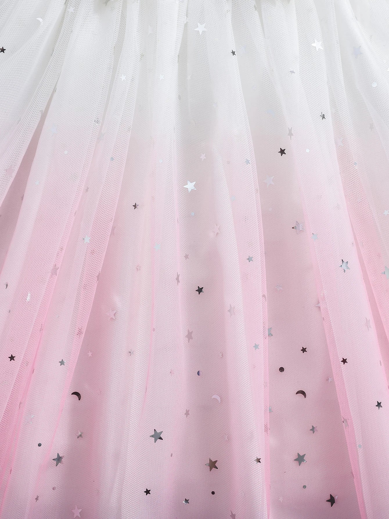 A cute and dreamy round-neck vest dress with star and moon sequin gradient print tulle for girls in summer