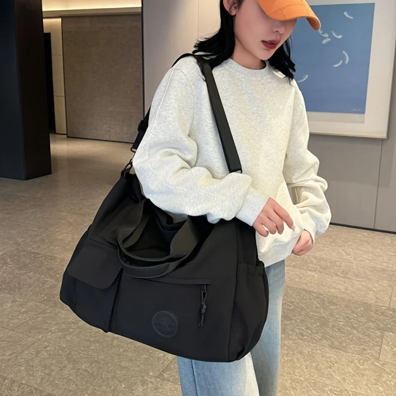 Large capacity travel handbag, lightweight luggage that can be carried around, shoulder strap fitness bag