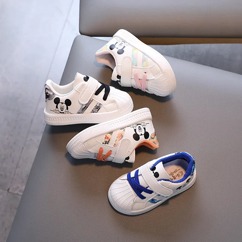 Spring And Autumn New Baby Walking Shoes Soft Soled Board Shoes Children's Sports Shoes Single Shoes Casual White Shoes