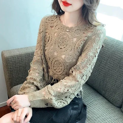 Women Tassel Hook Flower Hollow Out Short Knitting Retro Ethnic Style Round Neck Knitted Female Fashion Loose Top Spring Summer
