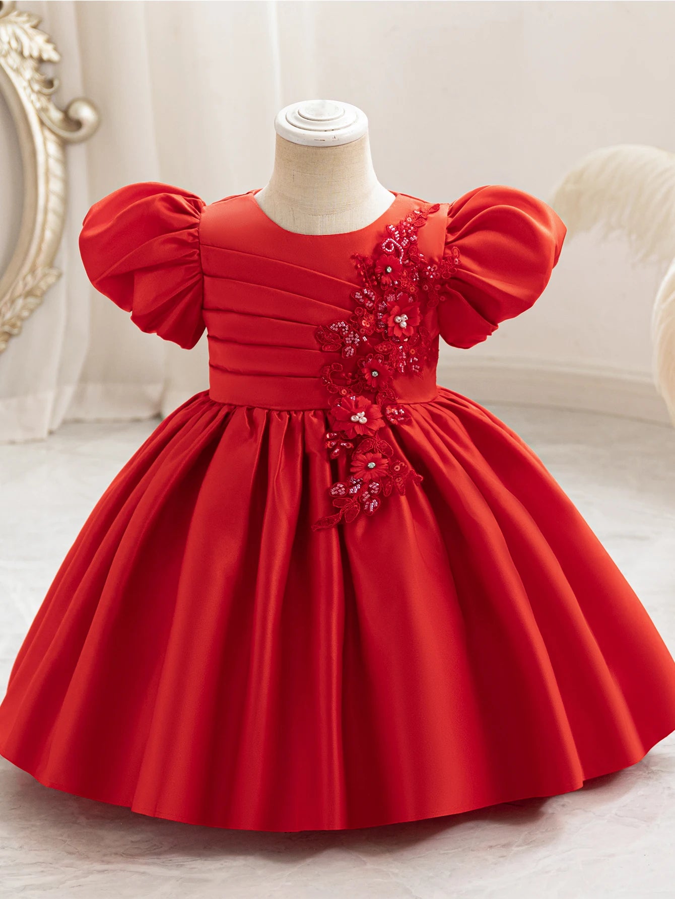 Girls' birthday dresses, bubble sleeves, three-dimensional flower party dresses, holiday dresses, girls' satin dresses, princess