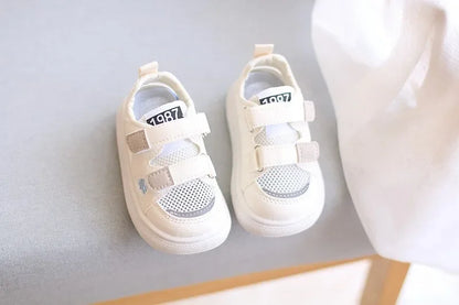 New Summer Breathable Mesh Shoes Children Sport Shoes Boys Girls Hollow Out Skate Cool Fashion Baby Children Sandals