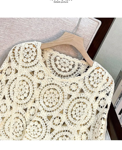 Women Tassel Hook Flower Hollow Out Short Knitting Retro Ethnic Style Round Neck Knitted Female Fashion Loose Top Spring Summer