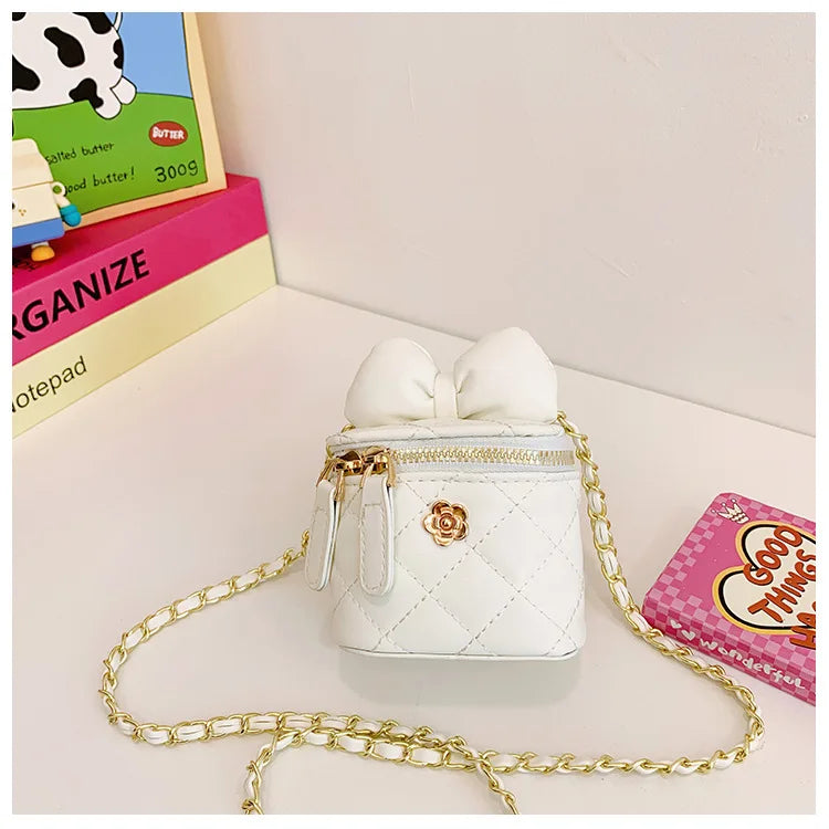 Children Bag New Girl Crossbody Bags Fashion Chain Bags Bow Shoulder Bags Versatile Girl Bag Sweet Princess Bag mochila infantil (Available)