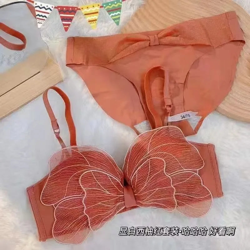 New Small Breast Push Up Seamless Underwear No Steel Ring Cute Adjustable Comfortable Bra Set