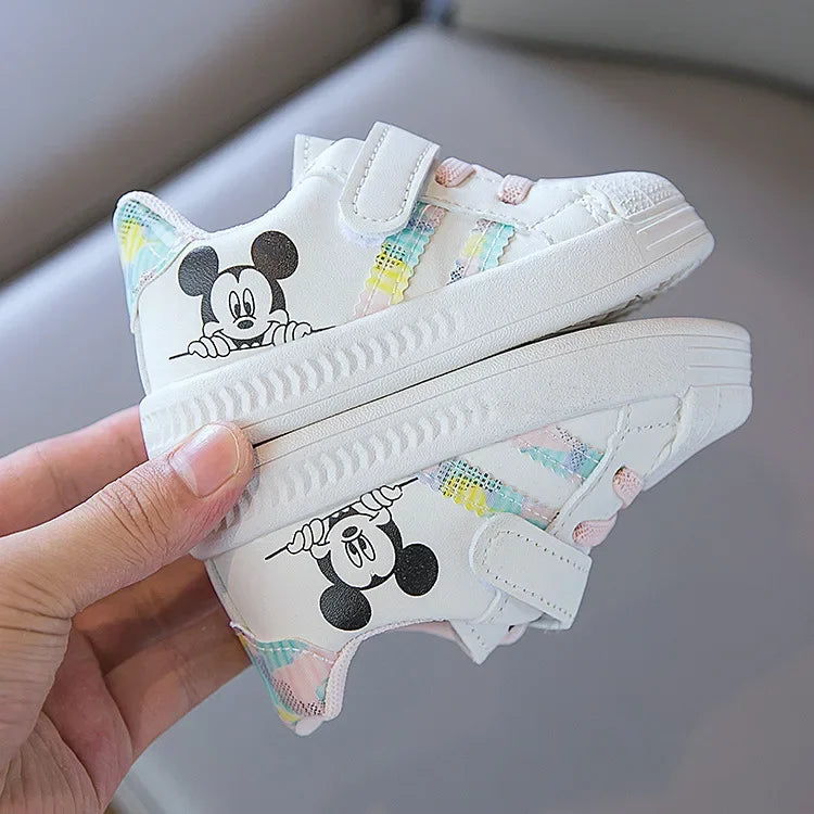 Children's White Shoes Spring and Autumn Kid's Sports Shoes Anti slip Lightweight Boys Board Shoes Soft Sole Baby Casual Shoes