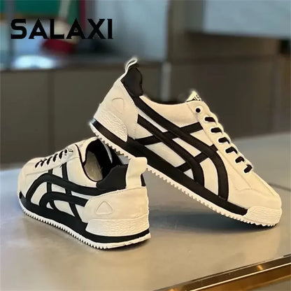 White Canvas Shoes Breathable Casual Shoes Korean Men Slip-on Couples Sneakers Comfortable Outdoor Sneakers Walking Flats Shoes