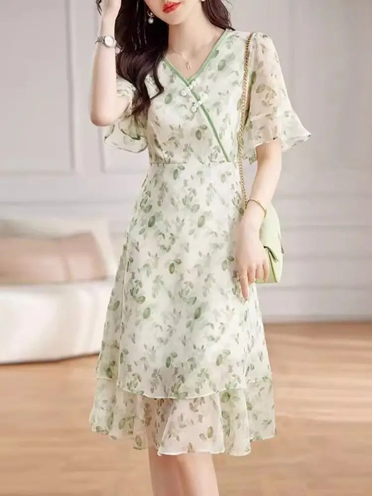 Women's Green Floral Print Chiffon Dress V Neck Ruffle Sleeve Double Layer Hem Casual Midi Dress