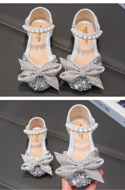 New Children Causal Dance Sandals Girls Rhinestone Flat Sandals Non-slip Fashion Kids Sequins Princess Performance Shoes
