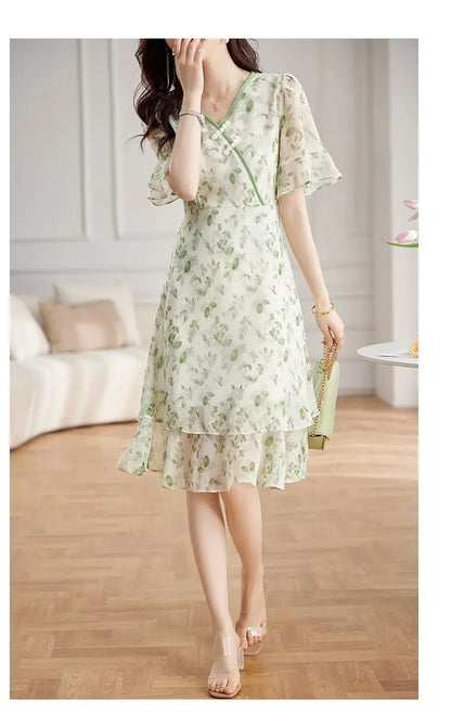 Women's Green Floral Print Chiffon Dress V Neck Ruffle Sleeve Double Layer Hem Casual Midi Dress