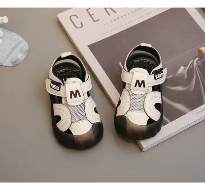 Kids Summer Sandals Boys' Toes Capped Hollow Walking Shoes  New Children Casual Versatile Beach Shoes for Vacation Air Mesh