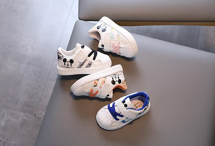 Spring And Autumn New Baby Walking Shoes Soft Soled Board Shoes Children's Sports Shoes Single Shoes Casual White Shoes