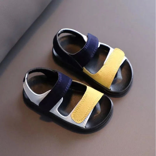 Kids Sandals Summer Fashion Boys Beach Sandals Non-slip First Walkers  ( Available )
